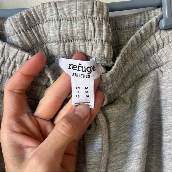 Refuge Athletics Women’s Joggers Medium Gray Sweatpants Lounge Activewear - Picture 2 of 5